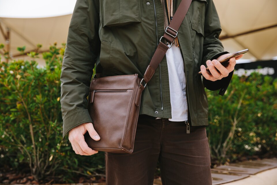 leather messenger bag leather messenger bag